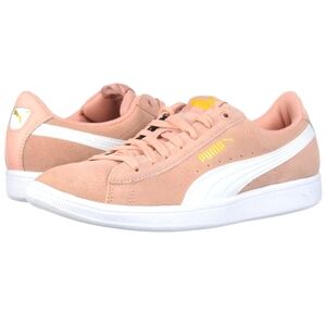 Puma Vikky Low Suede Trainers Peach Pink White Lace Up Women's Sneaker sz 6 / 36